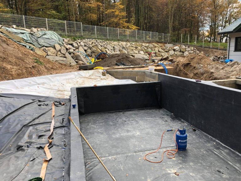 135461254_444195056989724_9187244131300338879_n (1)